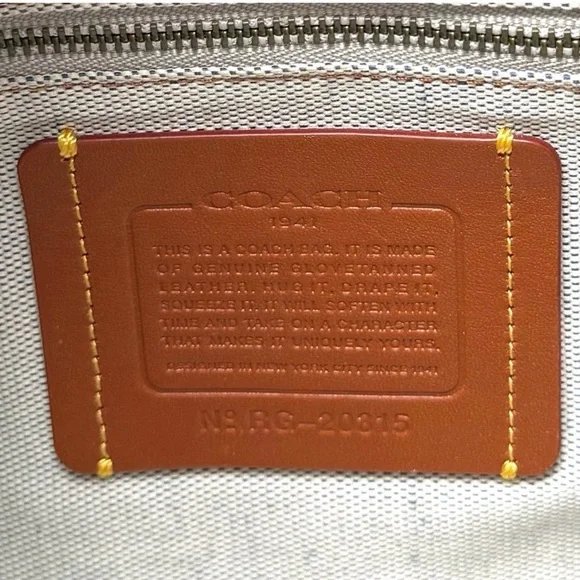 EUC Coach 1941 Rogue 31 in Olive Glovetanned Pebble Leather w/ Blue Suede Lining - Picture 4 of 8